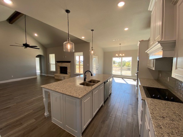 165 Coalson Crossing Azle TX 76020