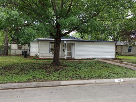 1529 Cameron Street Fort Worth TX 76115