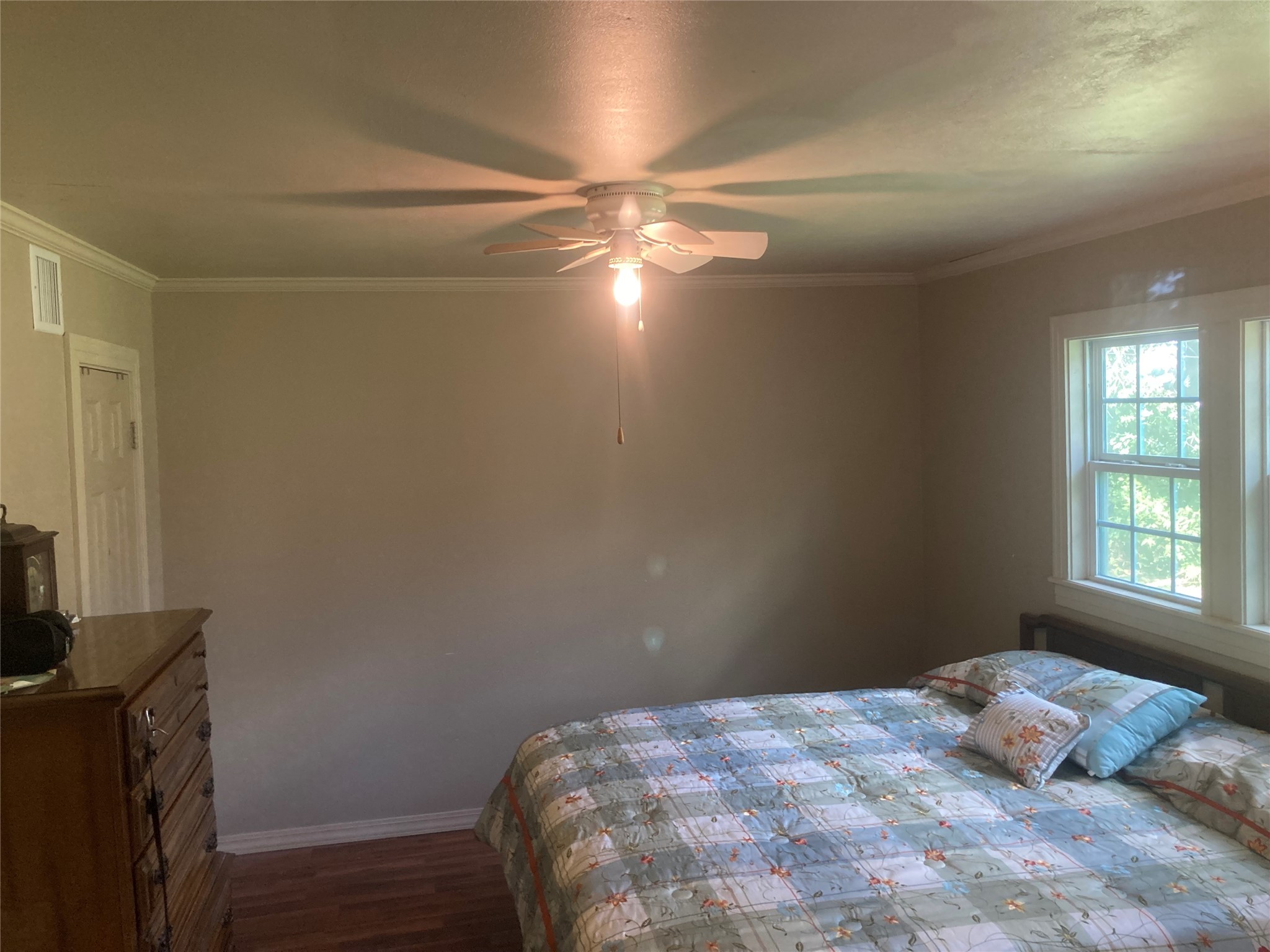 915 Cherry Street Graham TX 76450