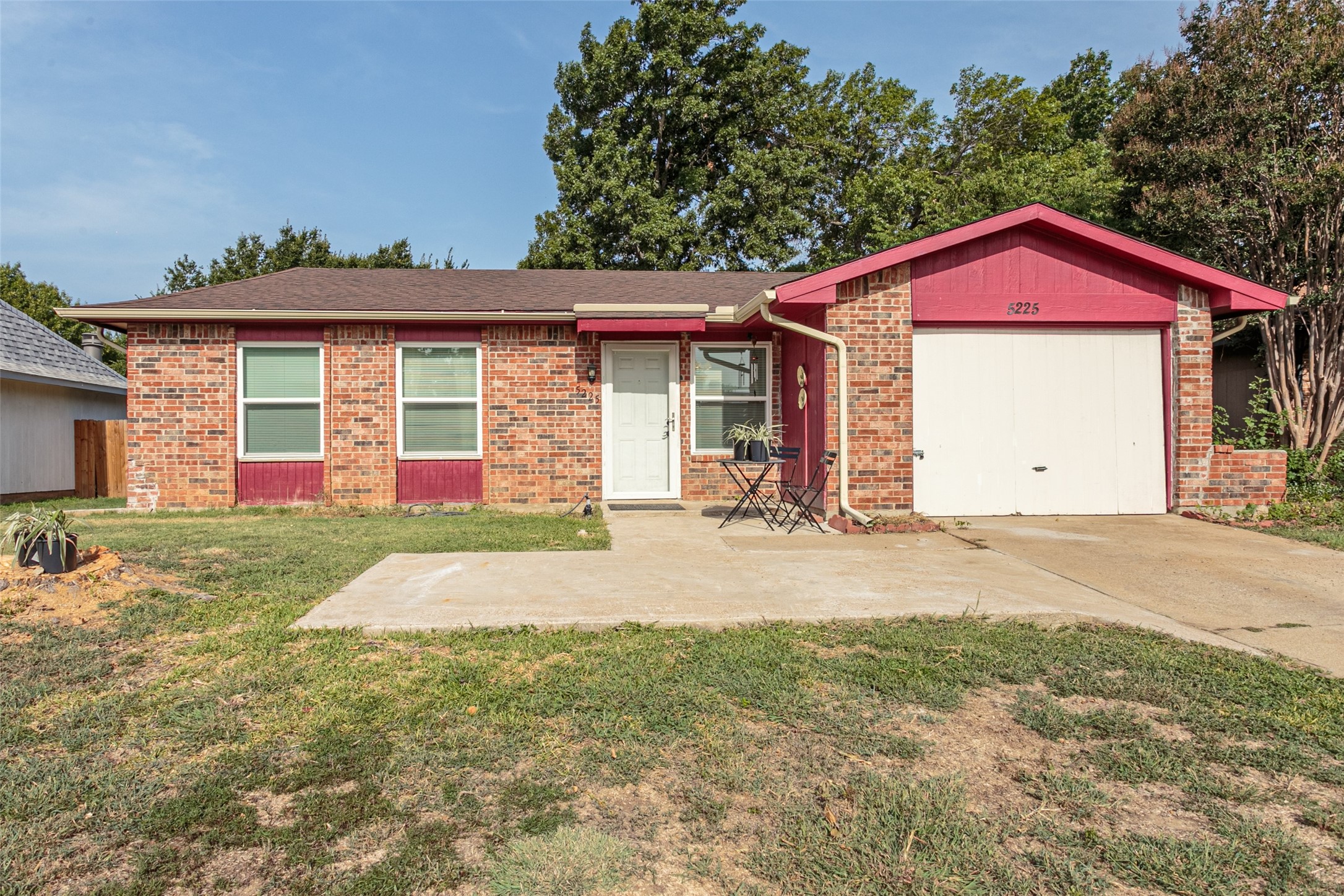 5225 Dunson Drive Haltom City TX 76148