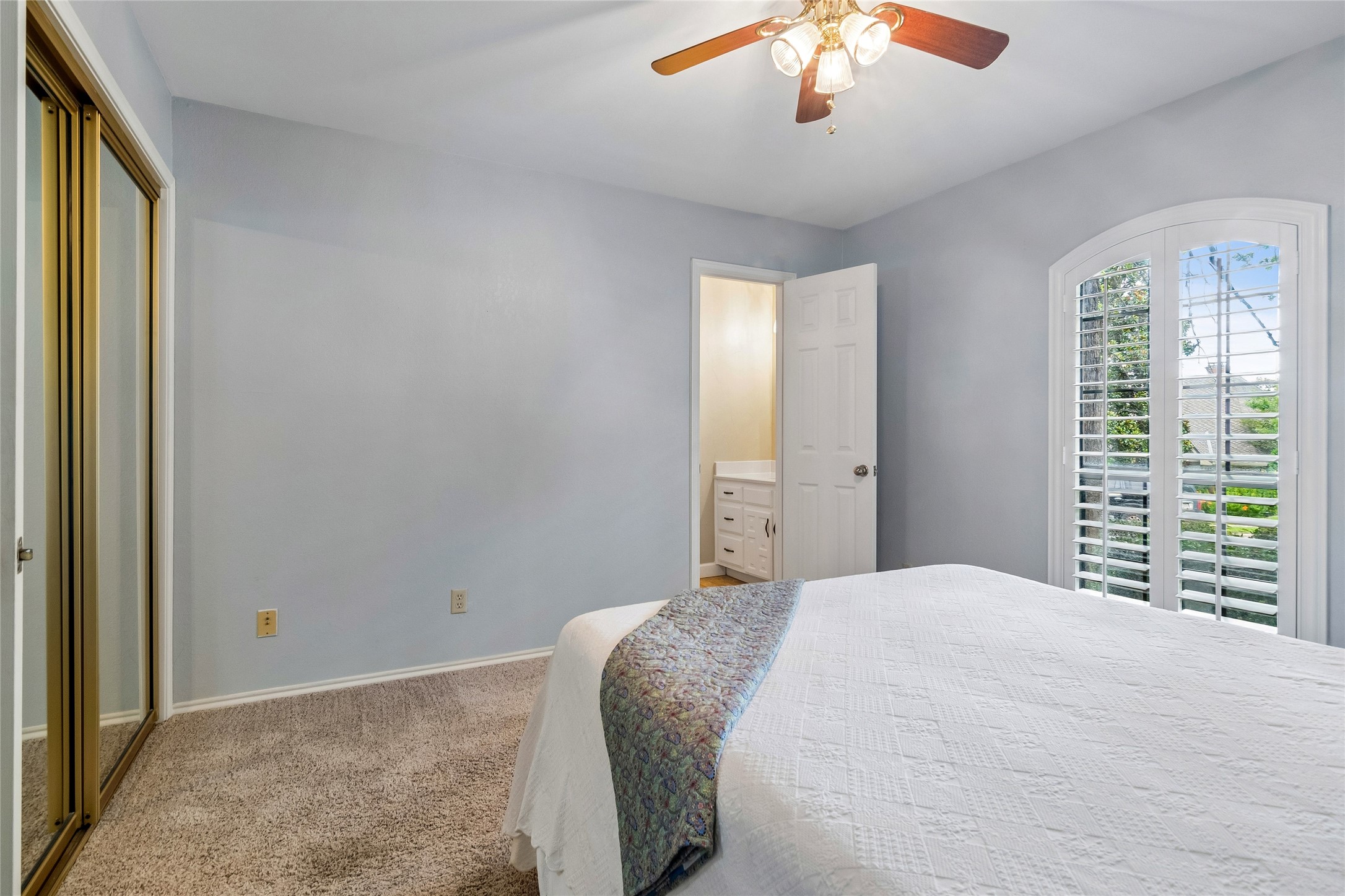 4008 Brookside Drive Bedford TX 76021