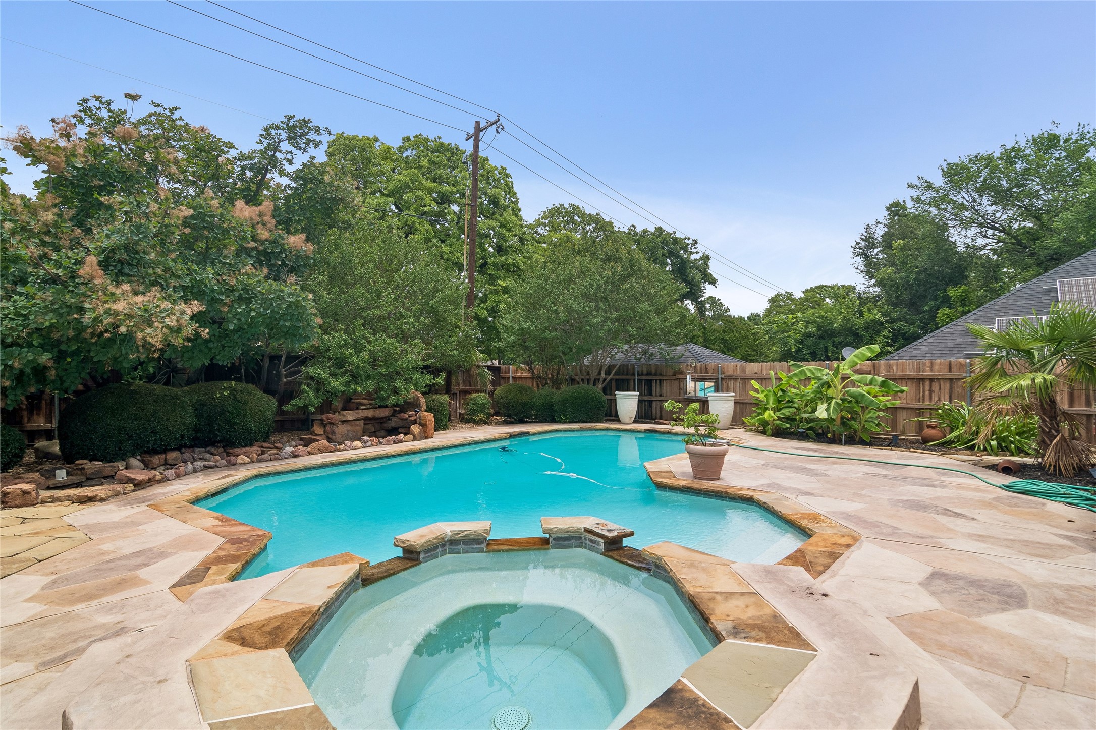 4008 Brookside Drive Bedford TX 76021