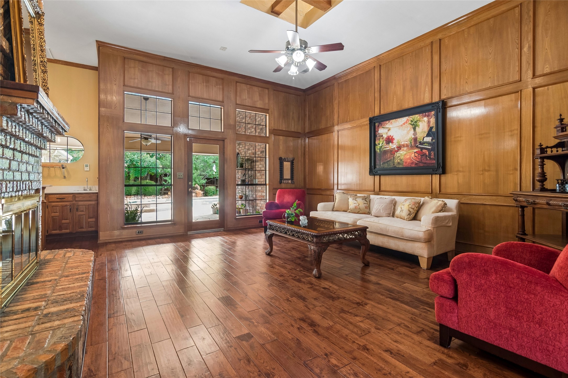 4008 Brookside Drive Bedford TX 76021