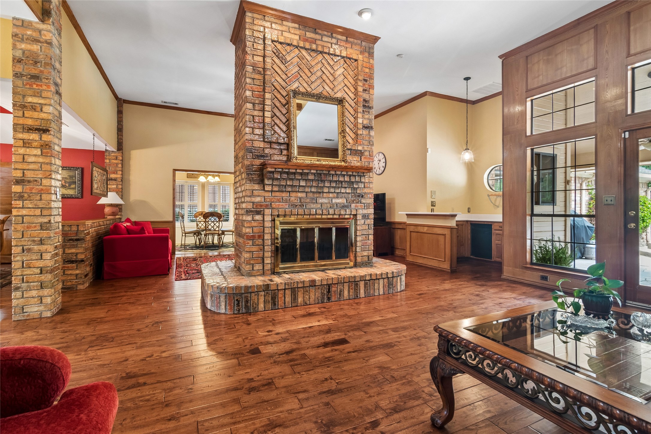 4008 Brookside Drive Bedford TX 76021