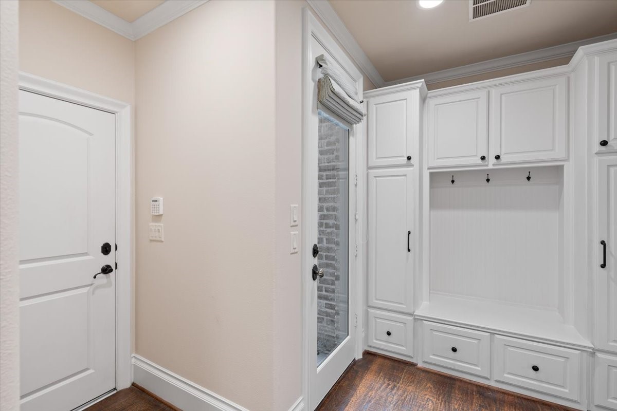 1029 Long Isles Lane Lewisville TX 75056