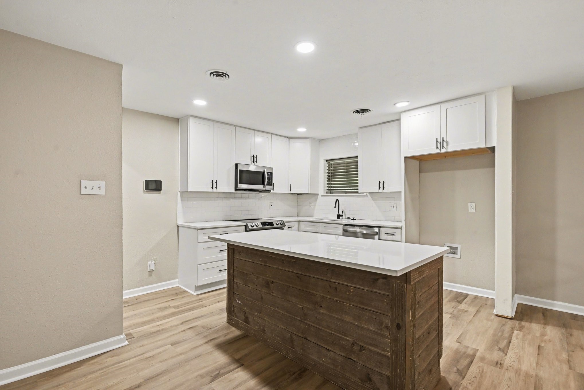 4241 Whitfield Avenue Fort Worth TX 76109