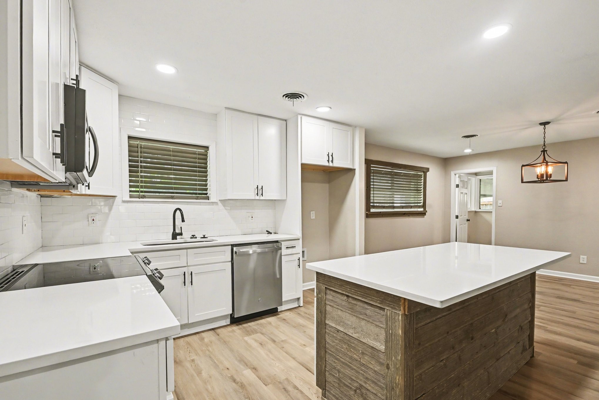 4241 Whitfield Avenue Fort Worth TX 76109