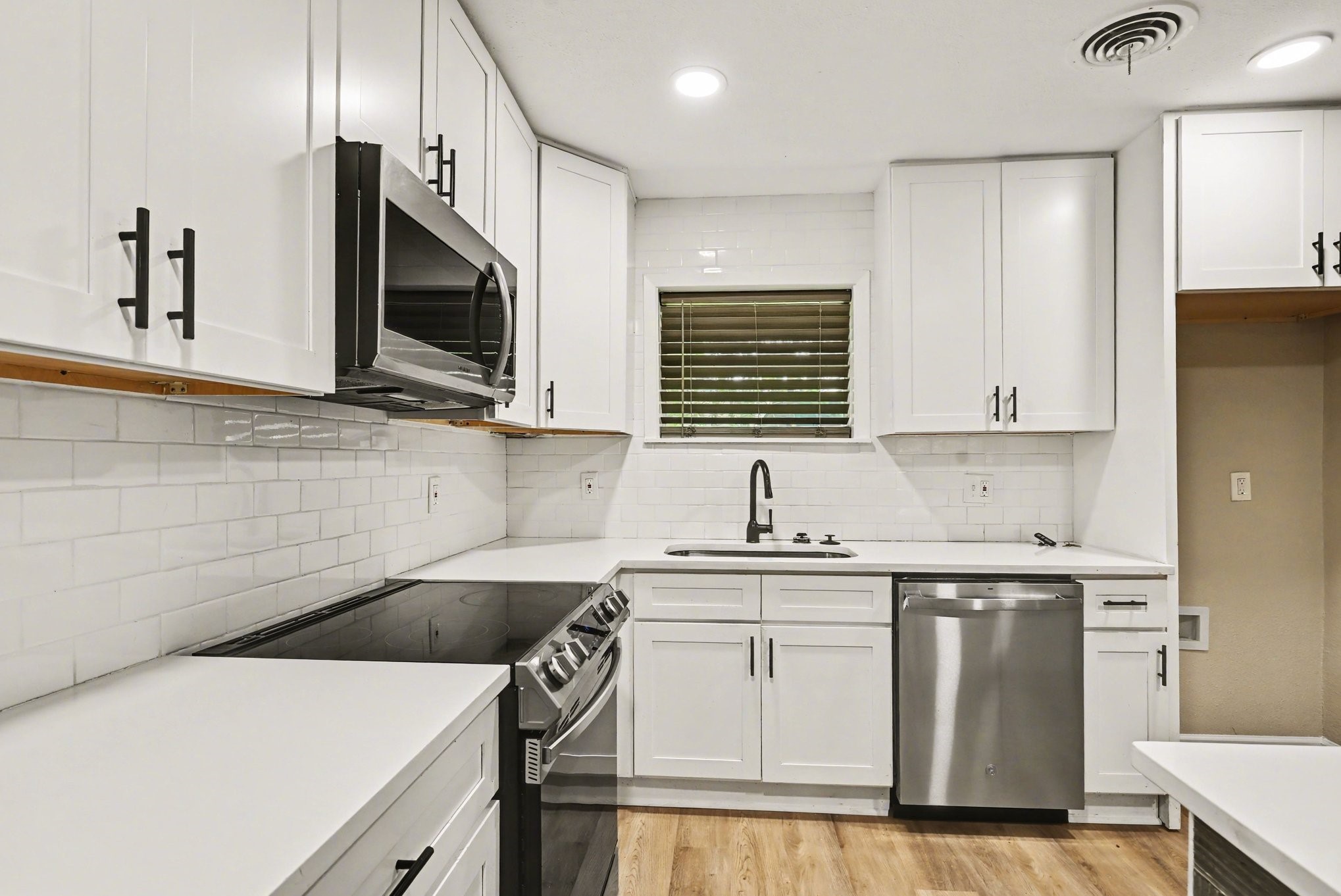4241 Whitfield Avenue Fort Worth TX 76109
