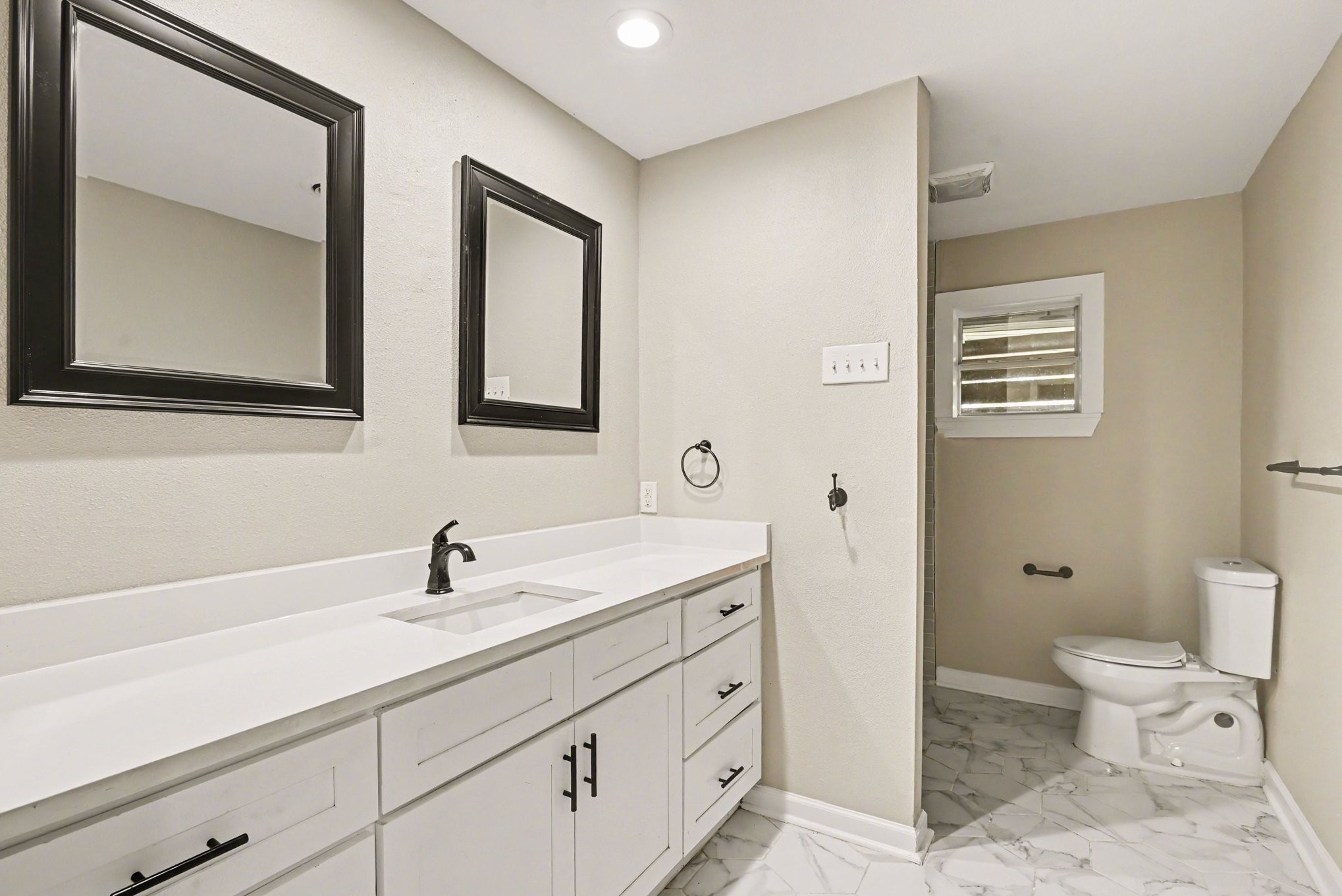4241 Whitfield Avenue Fort Worth TX 76109