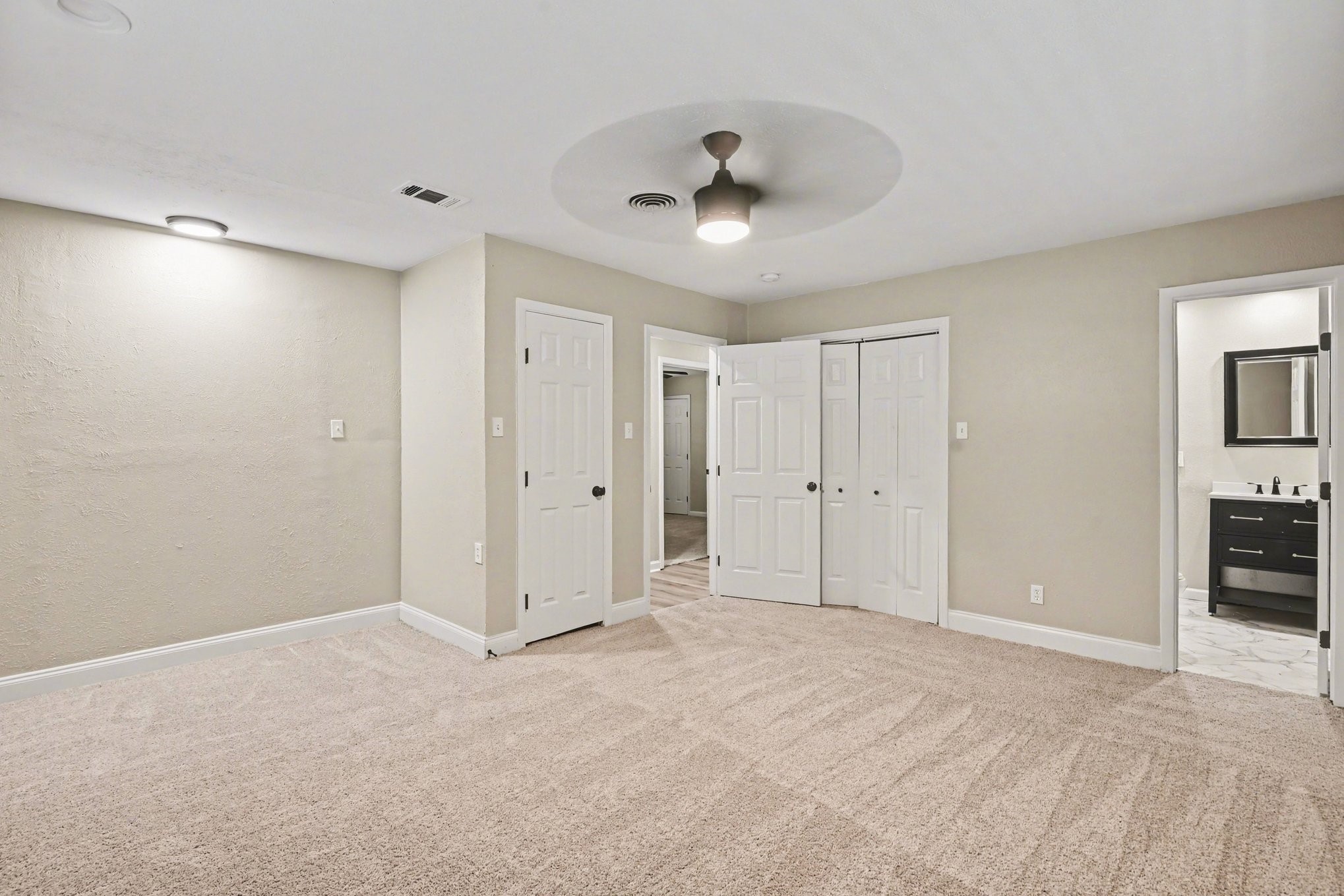 4241 Whitfield Avenue Fort Worth TX 76109