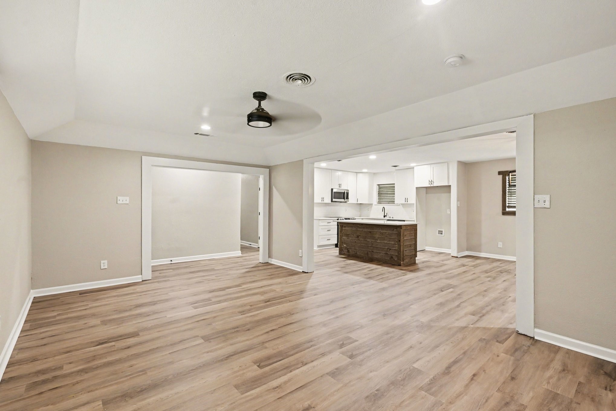 4241 Whitfield Avenue Fort Worth TX 76109