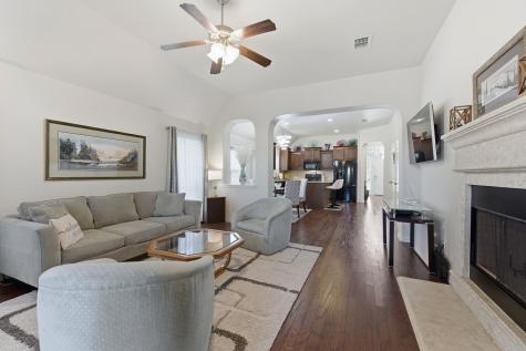 1001 Albany Drive Fort Worth TX 76131