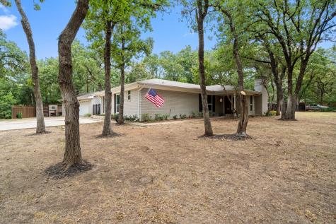 2336 Los Robles Street Grapevine TX 76051