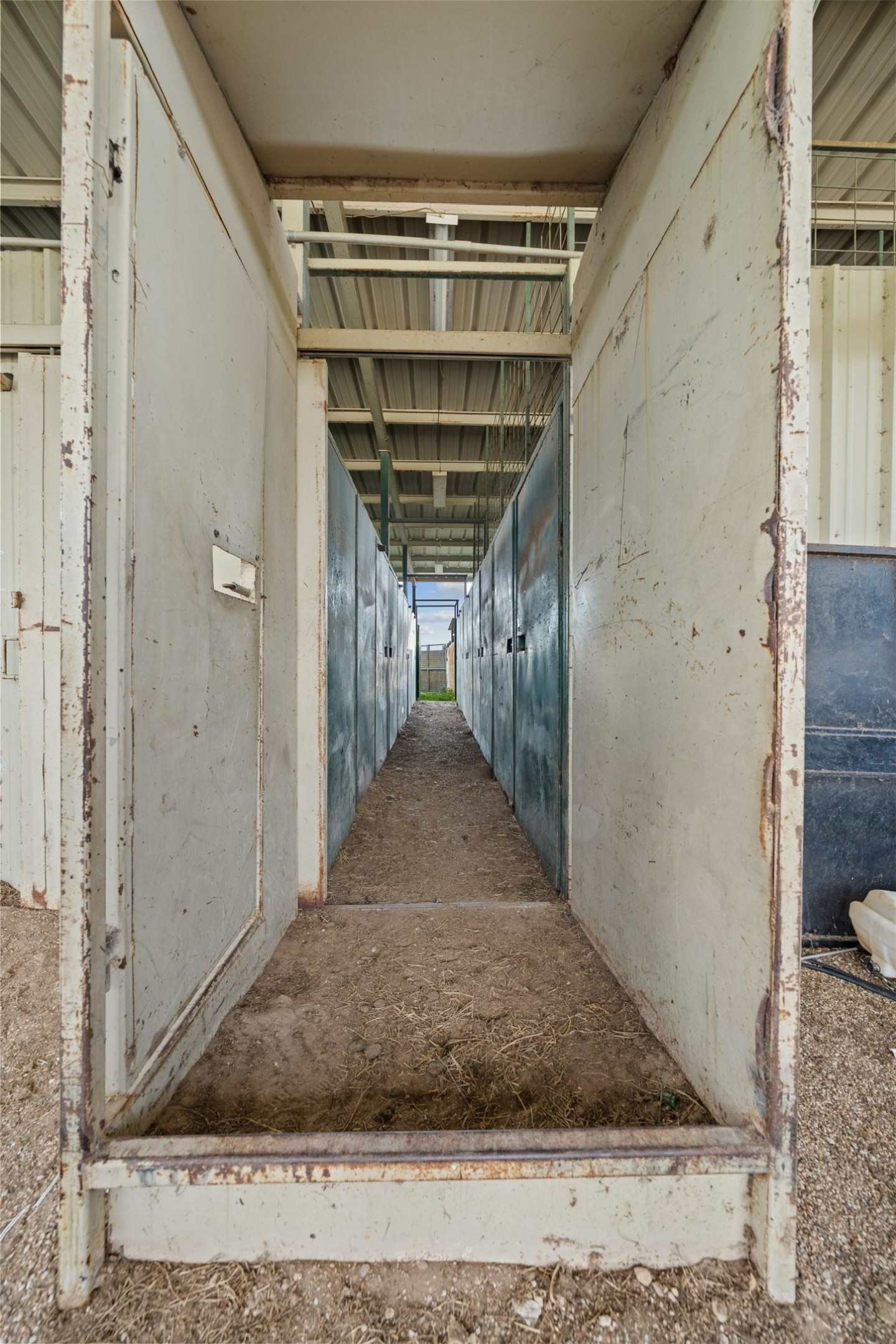 132 County Road 267 Cameron TX 76520