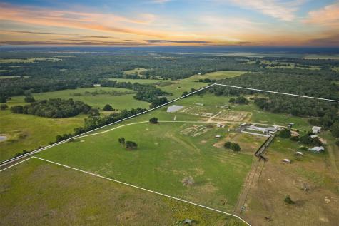 132 County Road 267 Cameron TX 76520