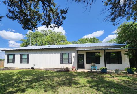 2055 Highway 589 Sidney TX 76474