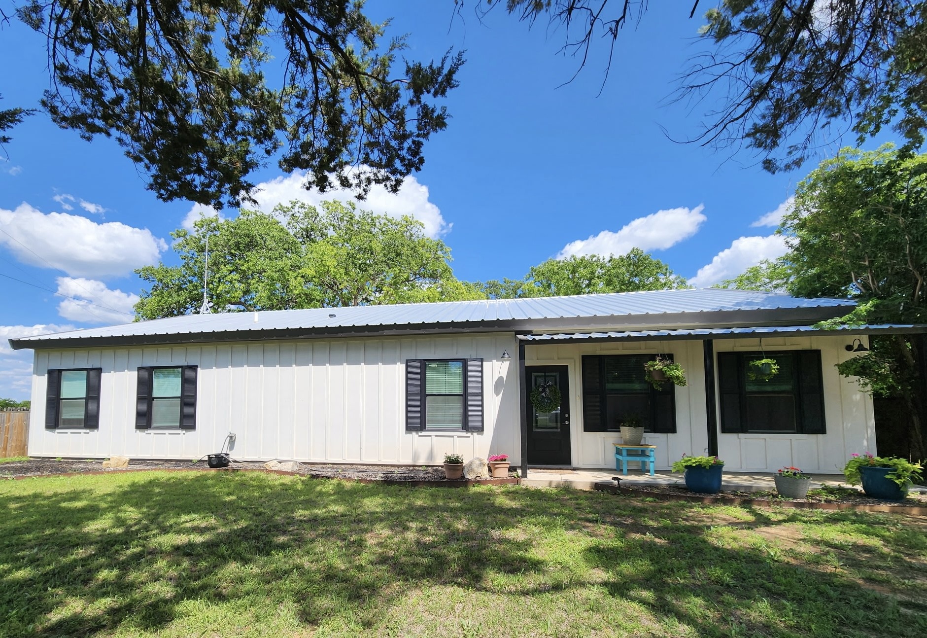 2055 Highway 589 Sidney TX 76474