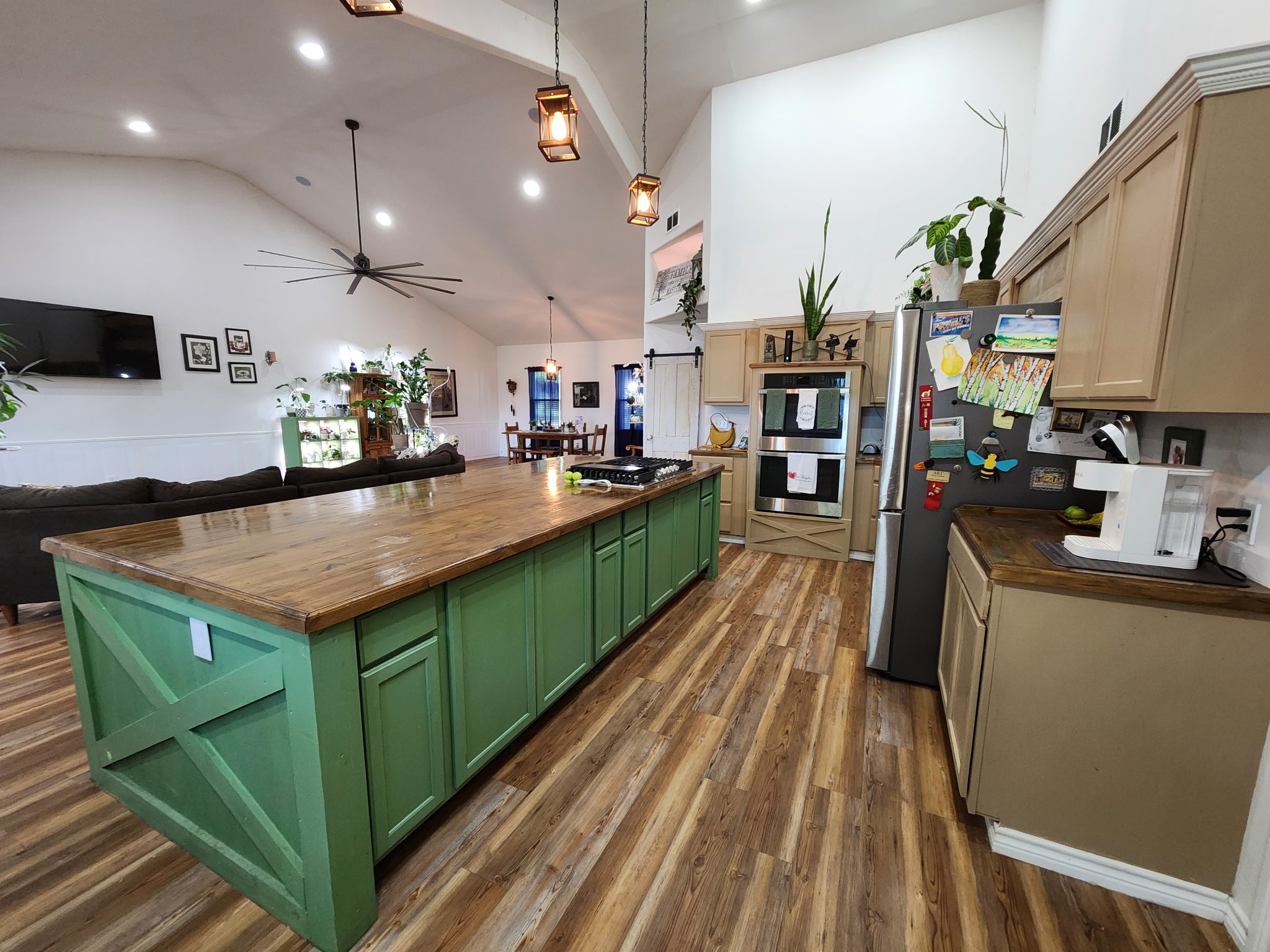 2055 Highway 589 Sidney TX 76474