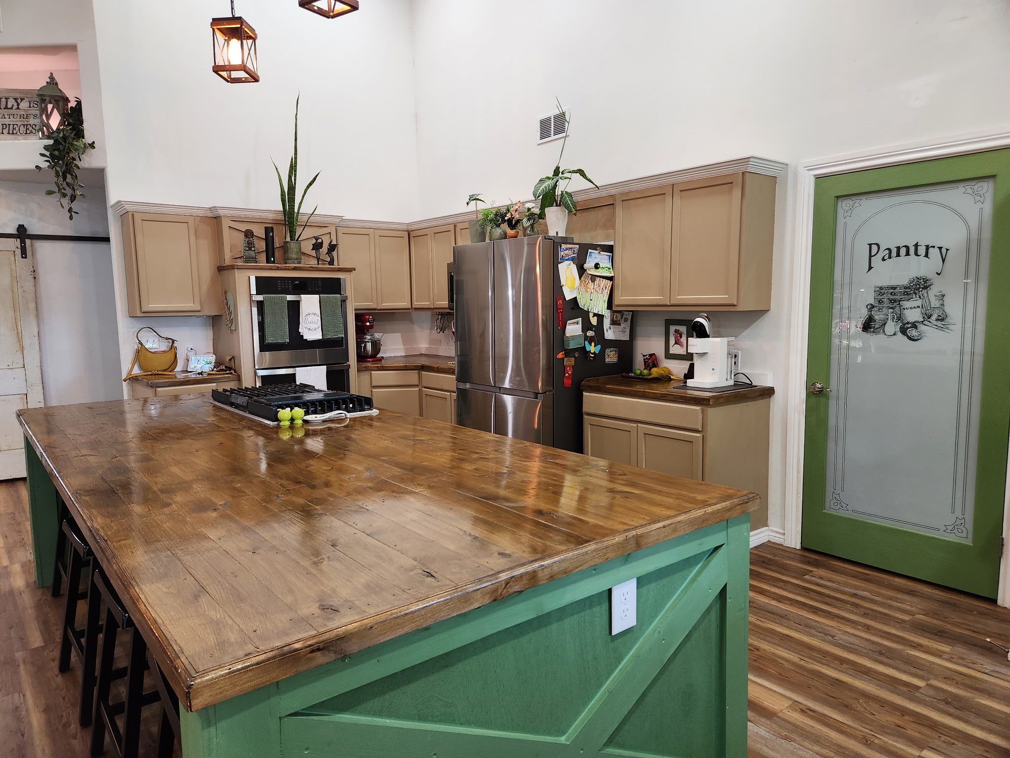 2055 Highway 589 Sidney TX 76474