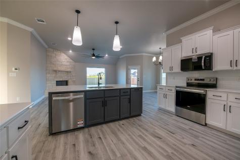 1404 Red Rock Road Hewitt TX 76643