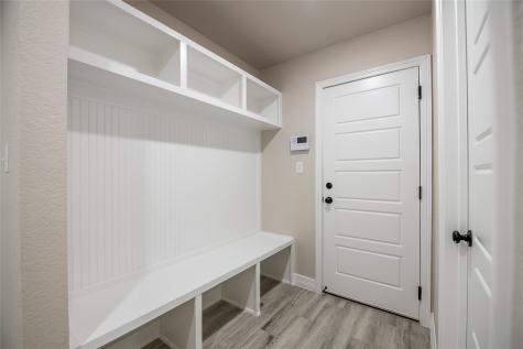 1404 Red Rock Road Hewitt TX 76643