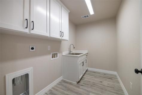 1404 Red Rock Road Hewitt TX 76643