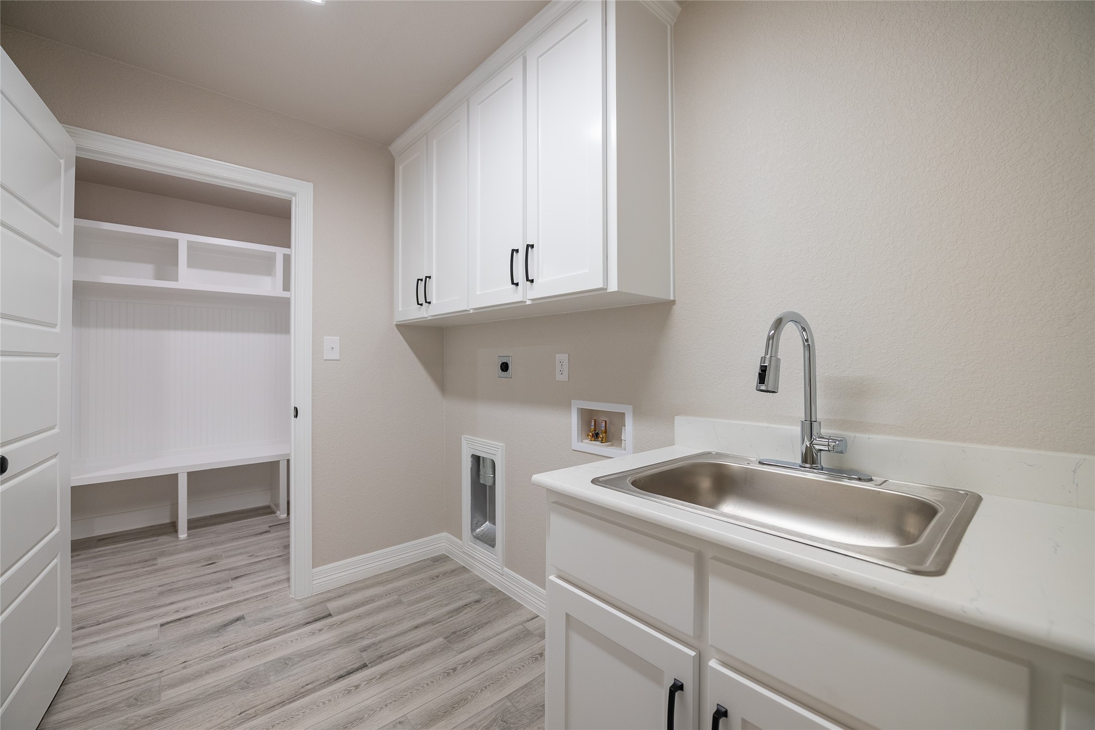 1404 Red Rock Road Hewitt TX 76643