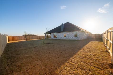 1404 Red Rock Road Hewitt TX 76643