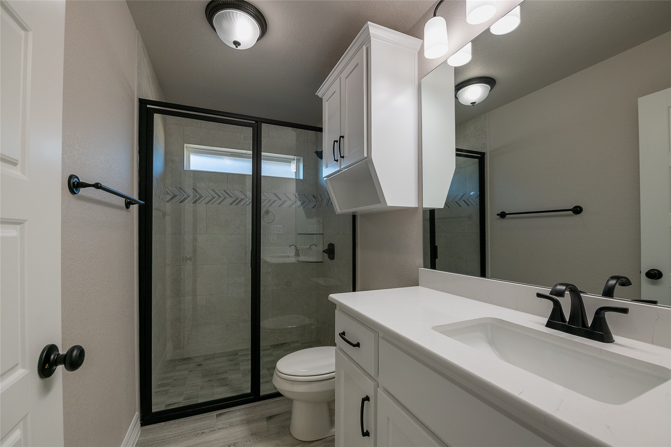 1404 Red Rock Road Hewitt TX 76643