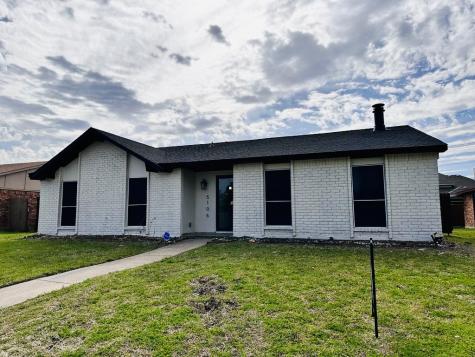 5106 Silver Trail Grand Prairie TX 75052
