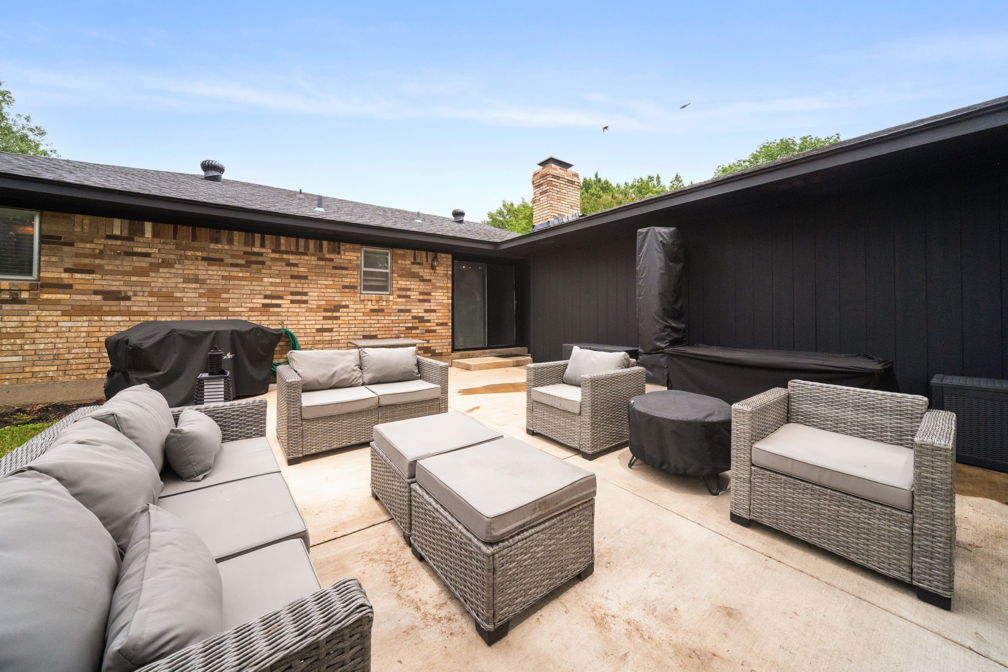 722 Oakbluff Drive Lancaster TX 75146