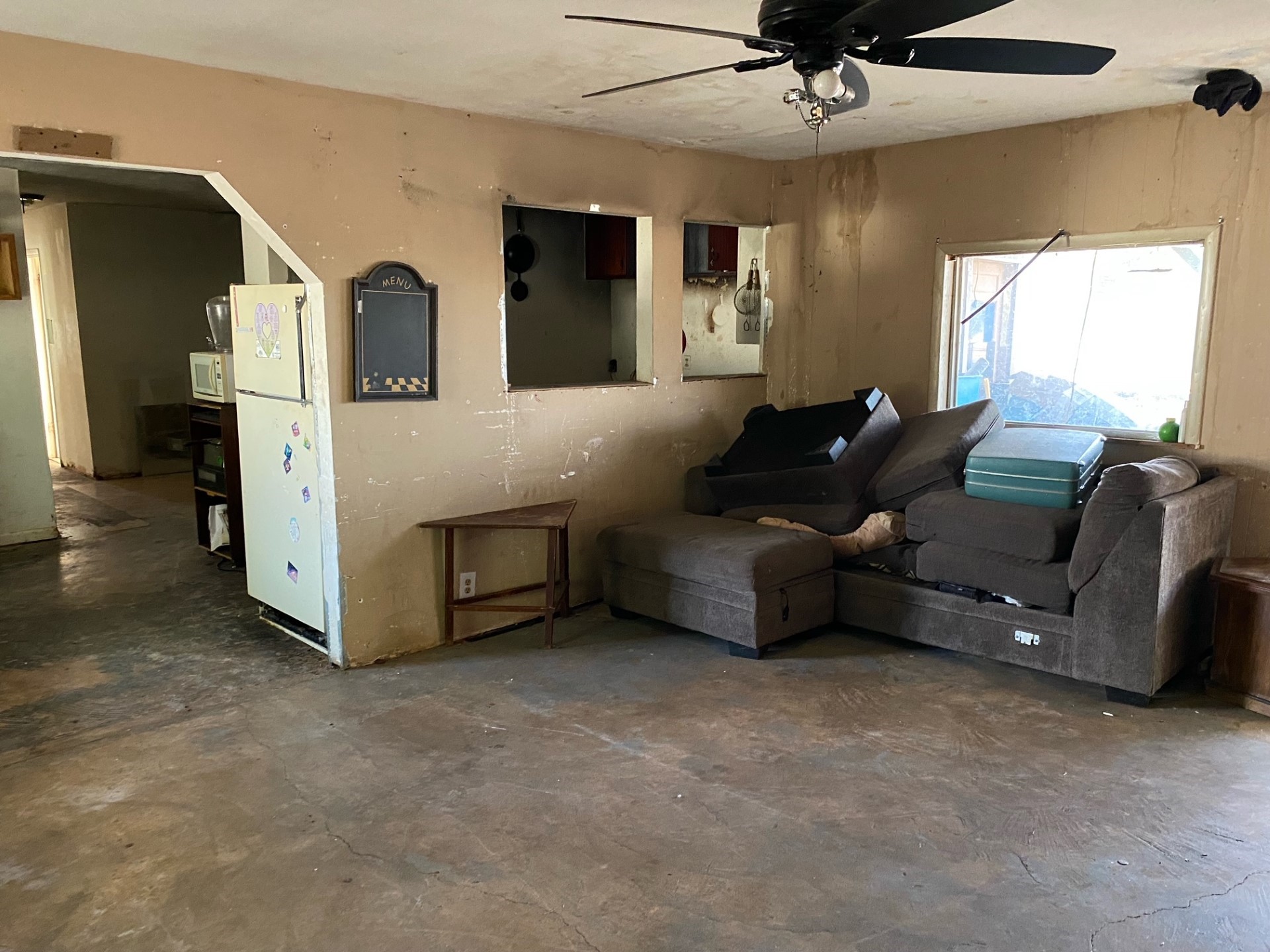 501 N Lincoln Avenue Electra TX 76360