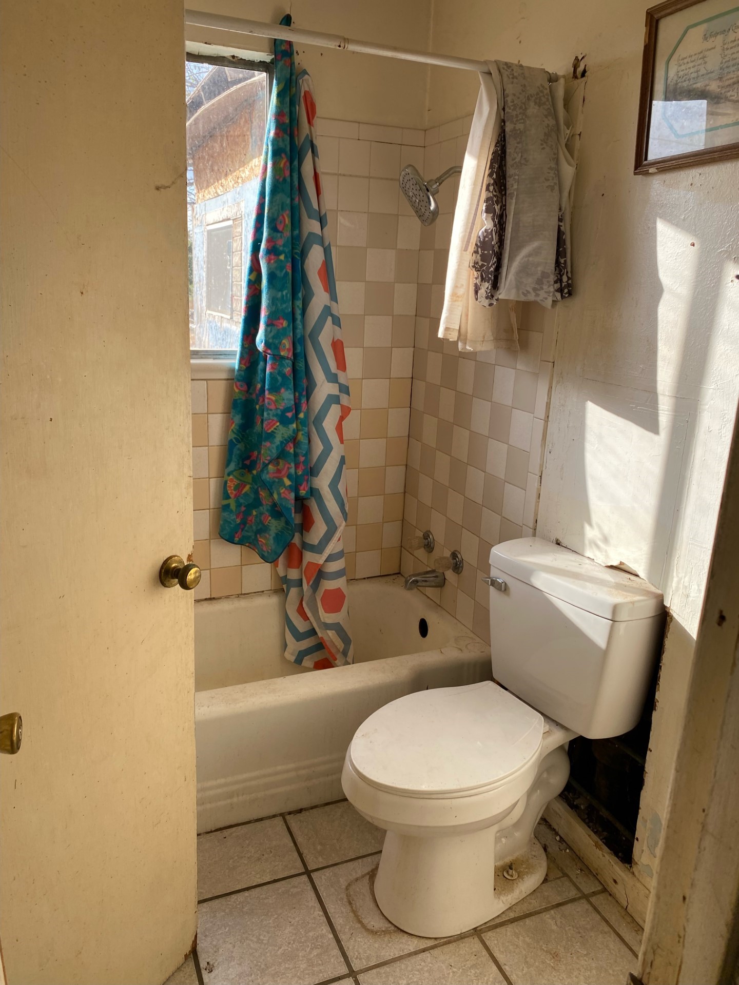 501 N Lincoln Avenue Electra TX 76360