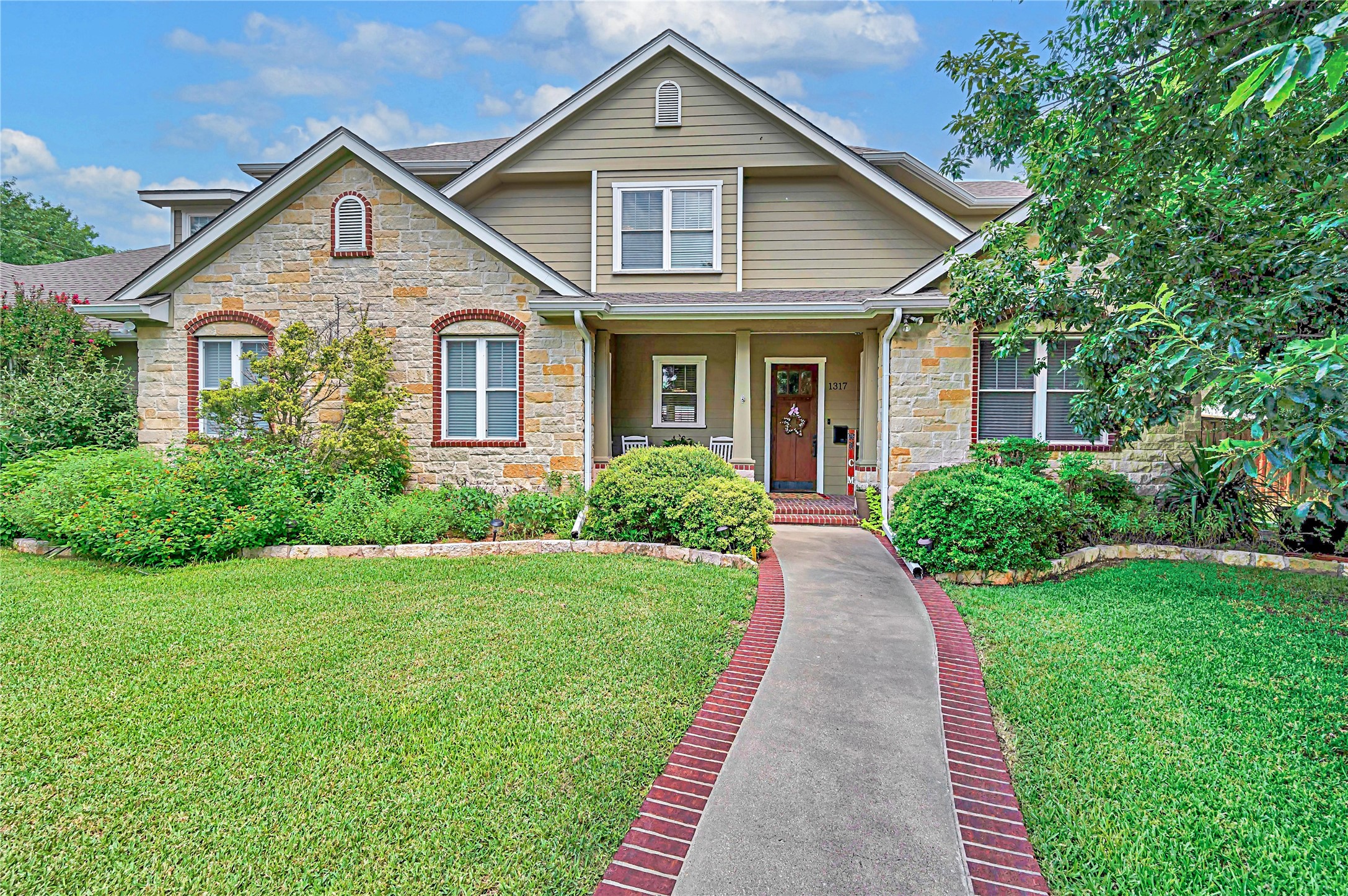 1317 Hackberry Street Clifton TX 76634