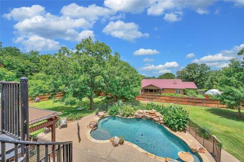 1317 Hackberry Street Clifton TX 76634