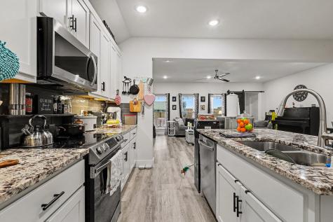 220 Poinsetta Drive Palmer TX 75152
