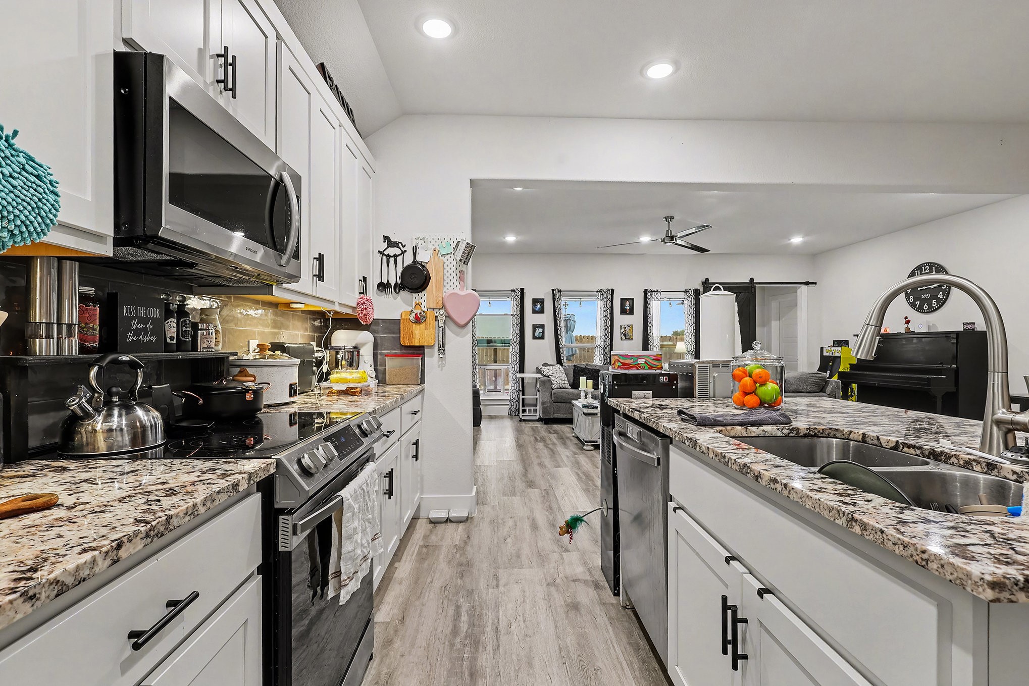 220 Poinsetta Drive Palmer TX 75152