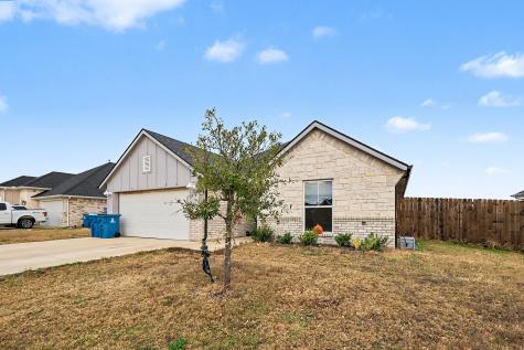 220 Poinsetta Drive Palmer TX 75152