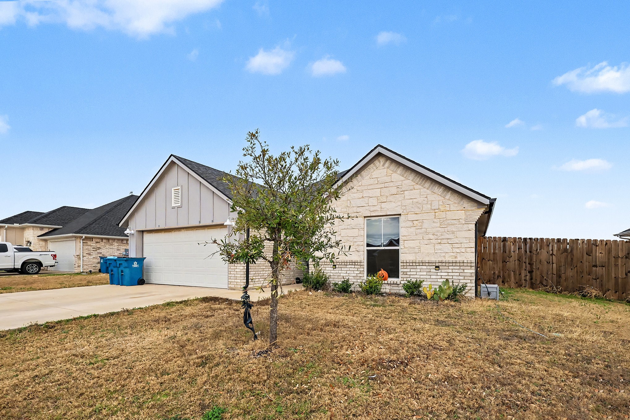 220 Poinsetta Drive Palmer TX 75152