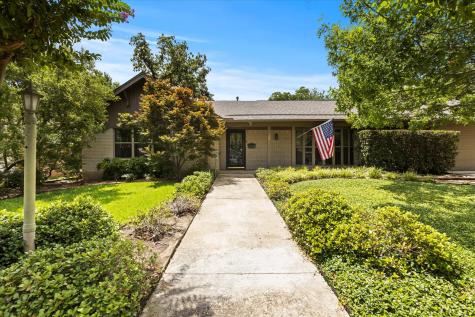 1004 Sleepy Hollow Drive N Irving TX 75061
