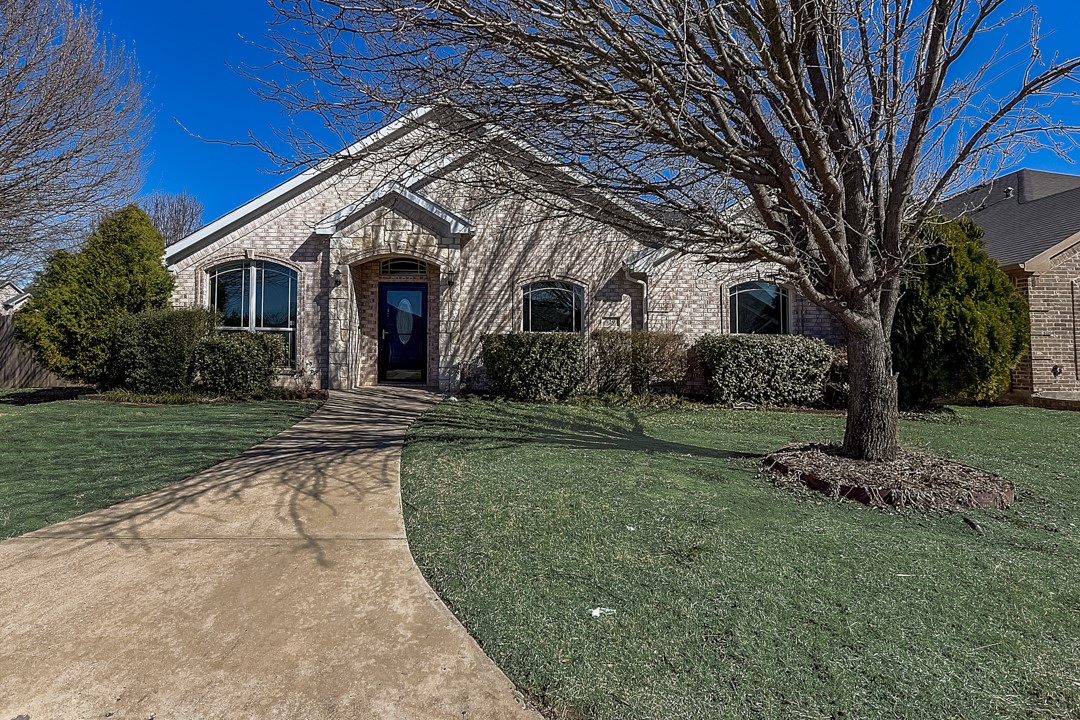 929 Norwood Lane Lancaster TX 75146