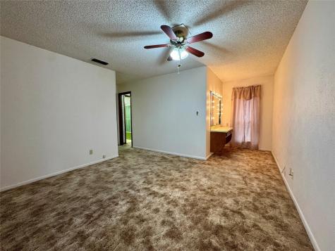 1304 W Wise Street Bowie TX 76230