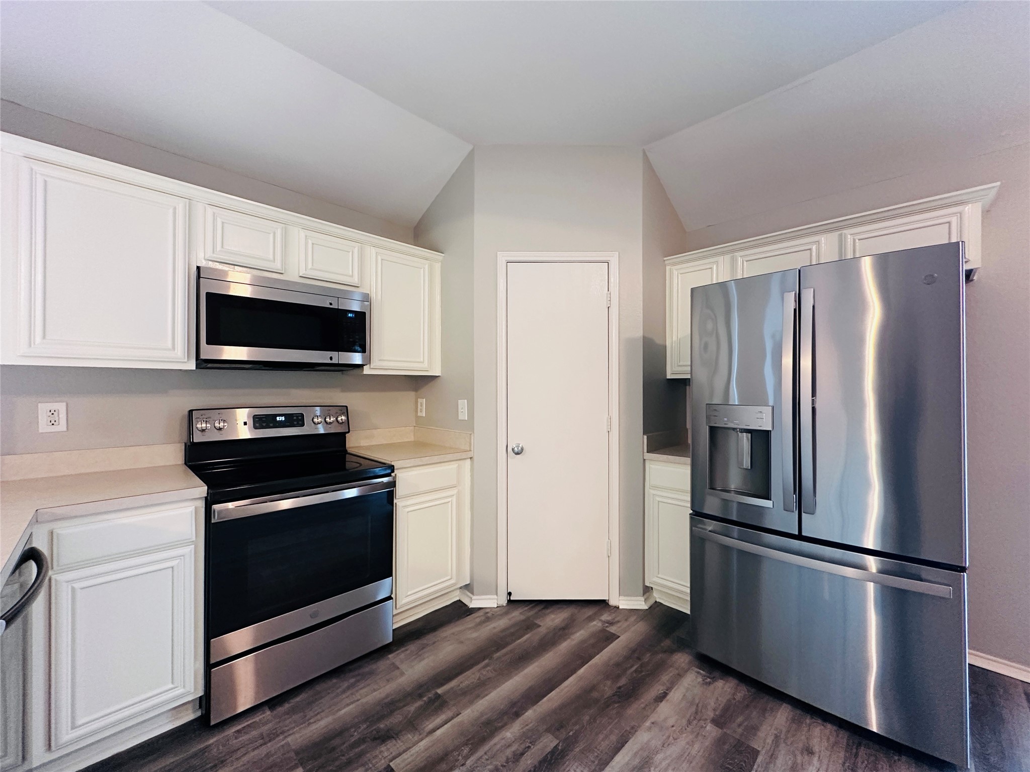 2013 Deniro Drive Fort Worth TX 76134