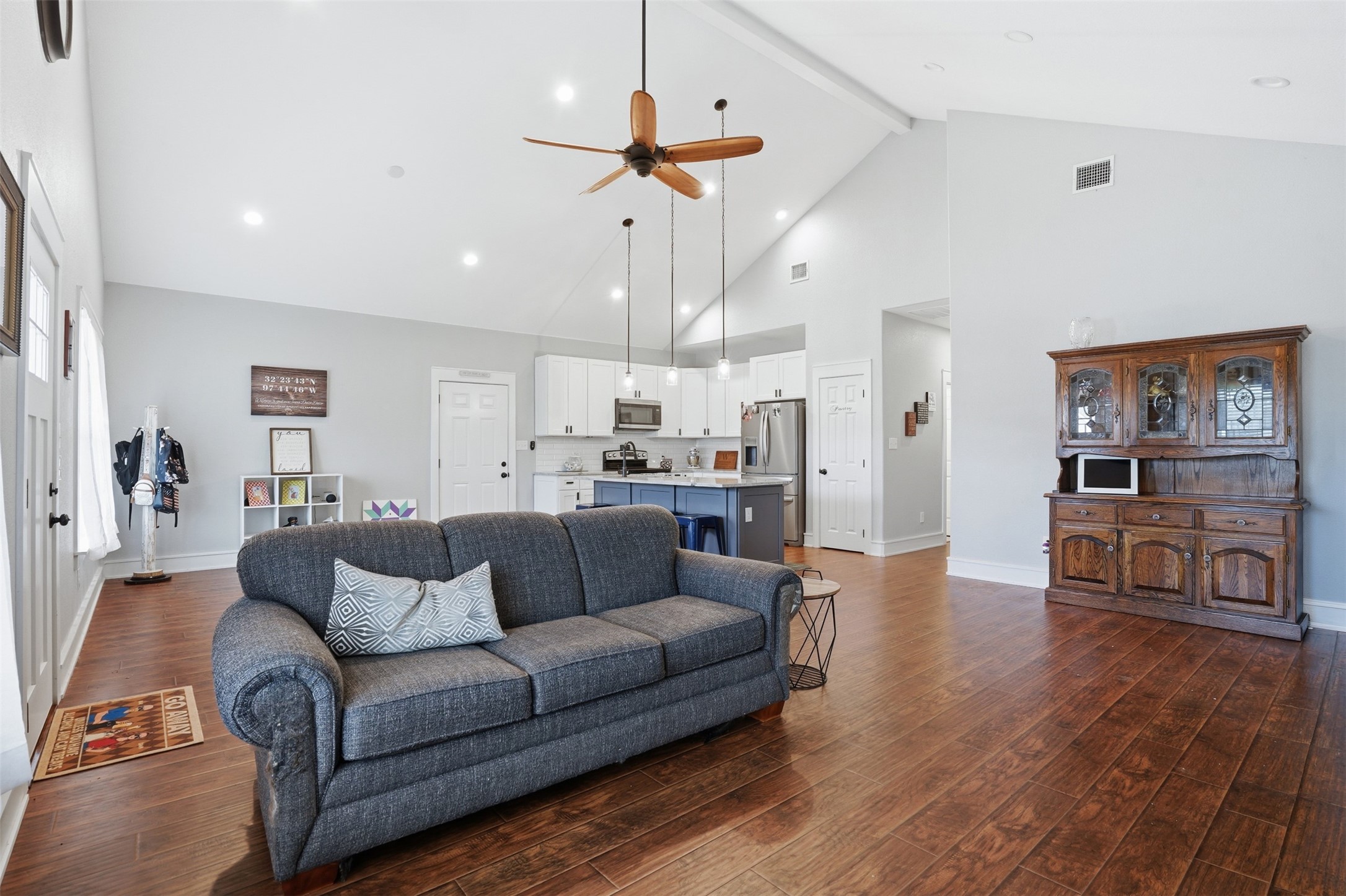 5016 Elizabeth Street Granbury TX 76048