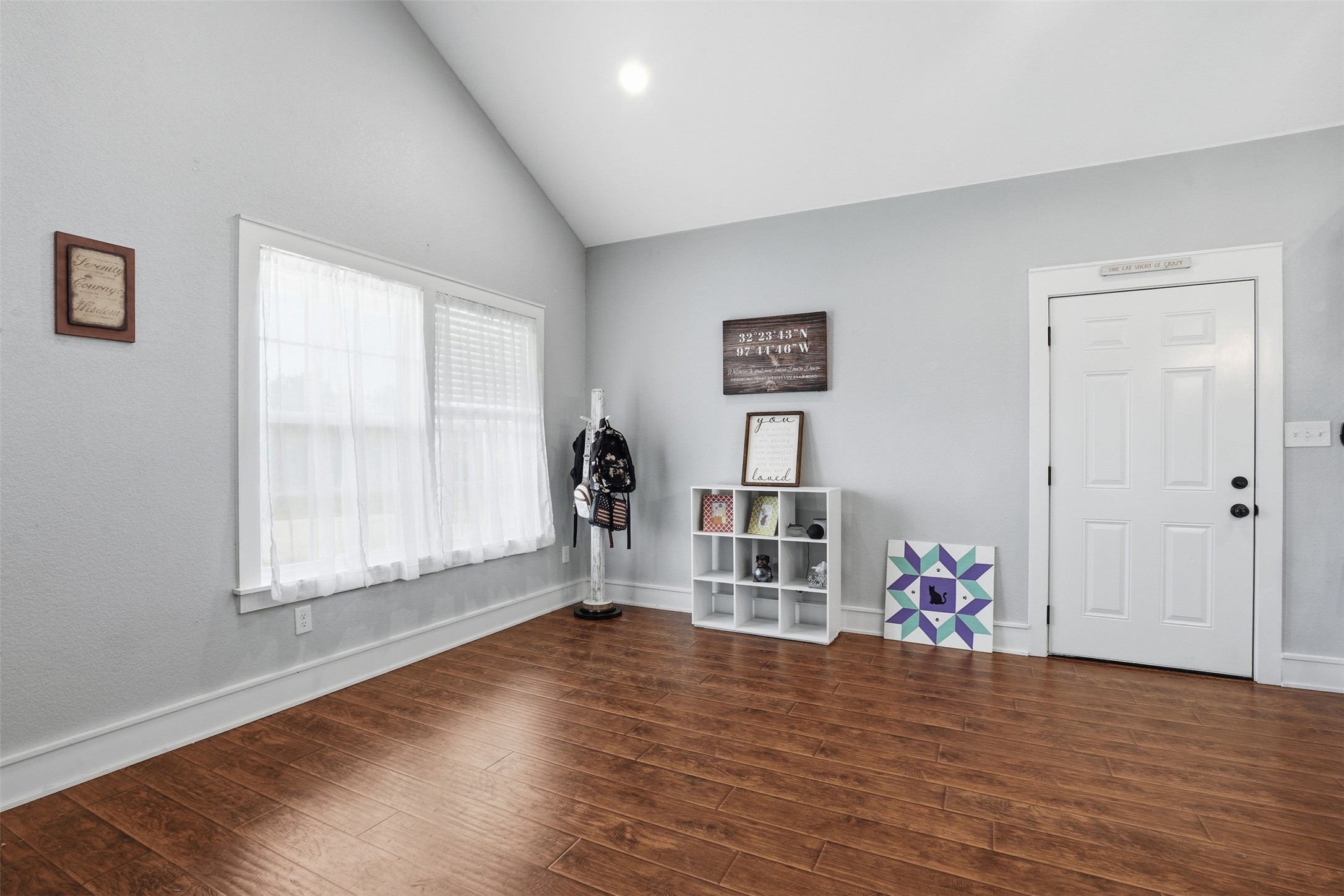 5016 Elizabeth Street Granbury TX 76048