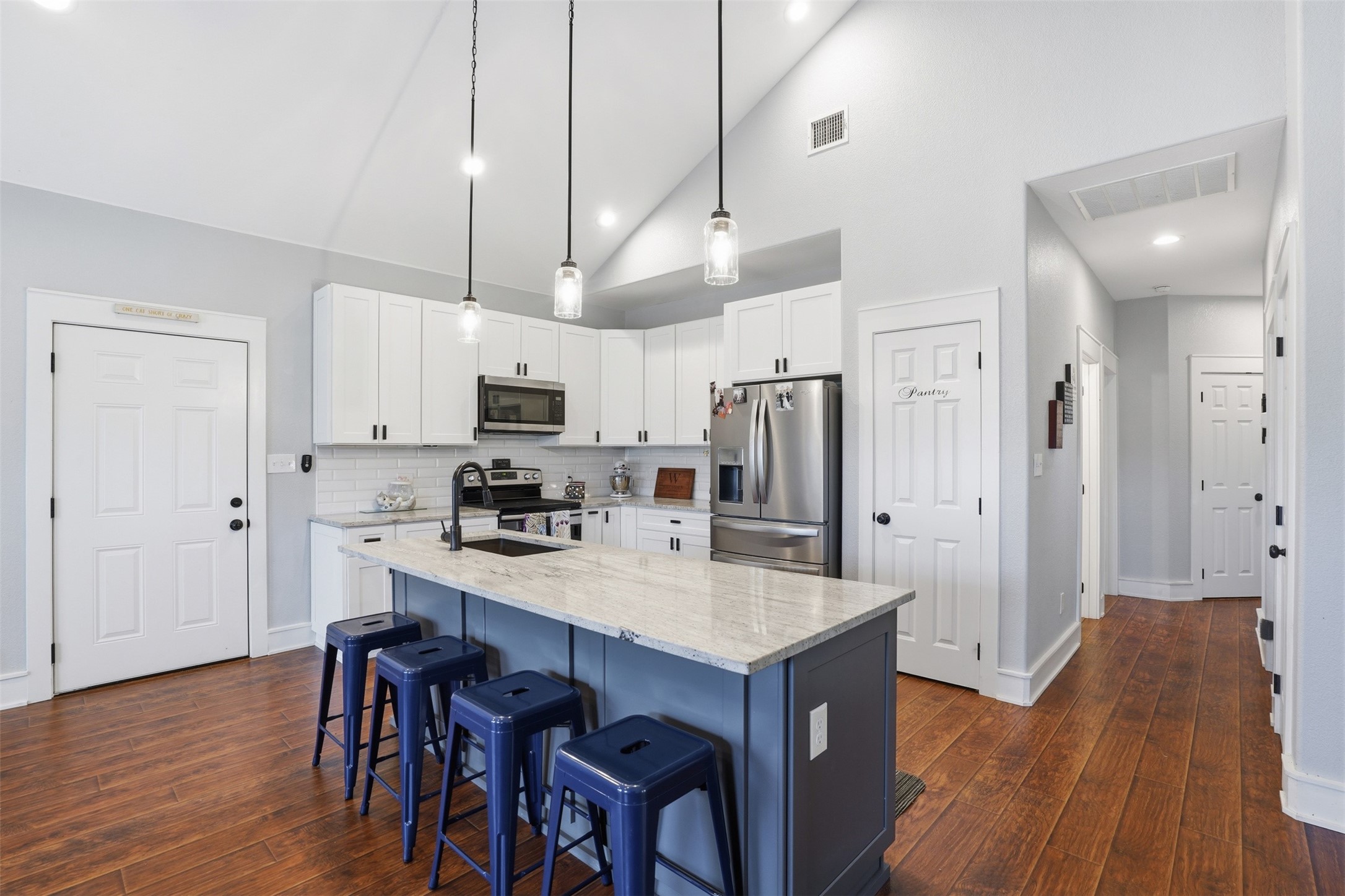5016 Elizabeth Street Granbury TX 76048