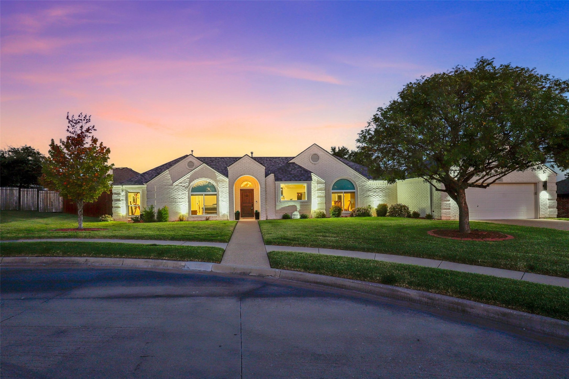 7505 Ranch Court Benbrook TX 76126