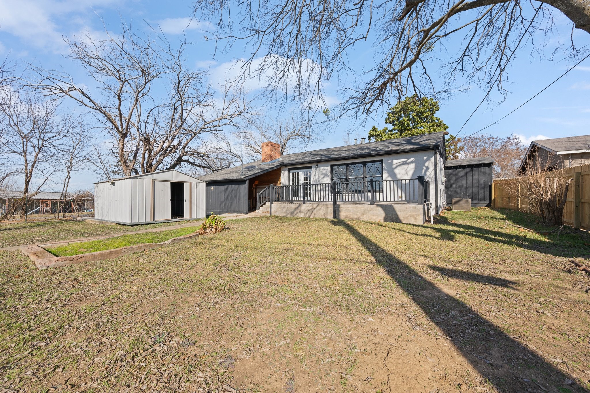 108 Hilltop Drive Grandview TX 76050