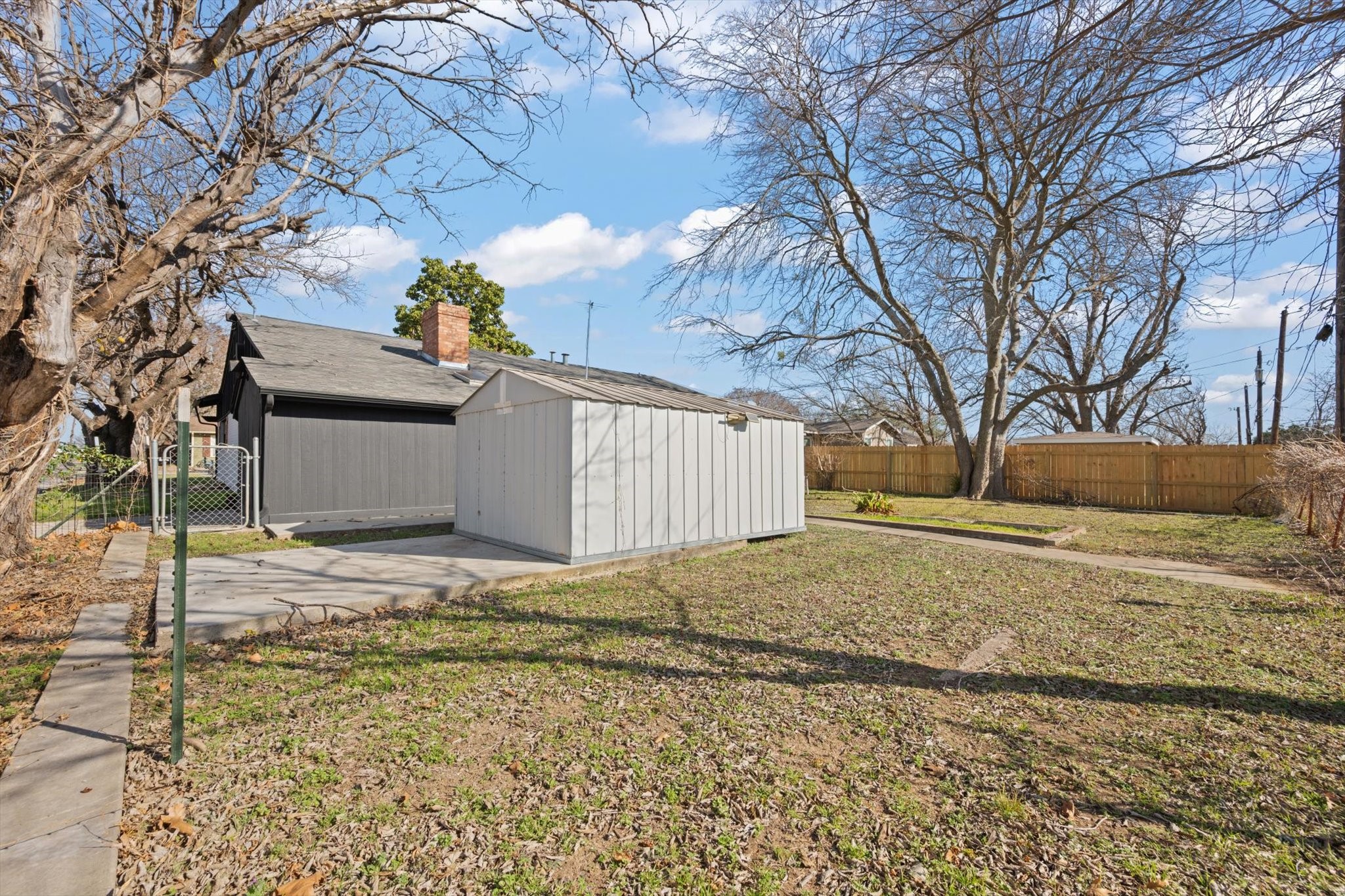 108 Hilltop Drive Grandview TX 76050