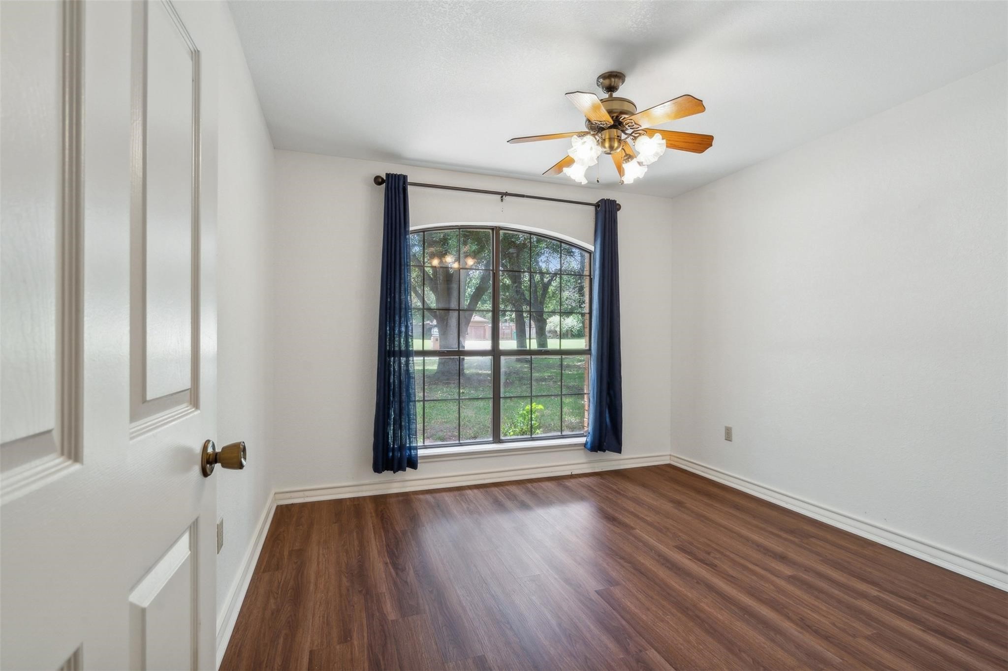 105 Tanglewood Stephenville TX 76401